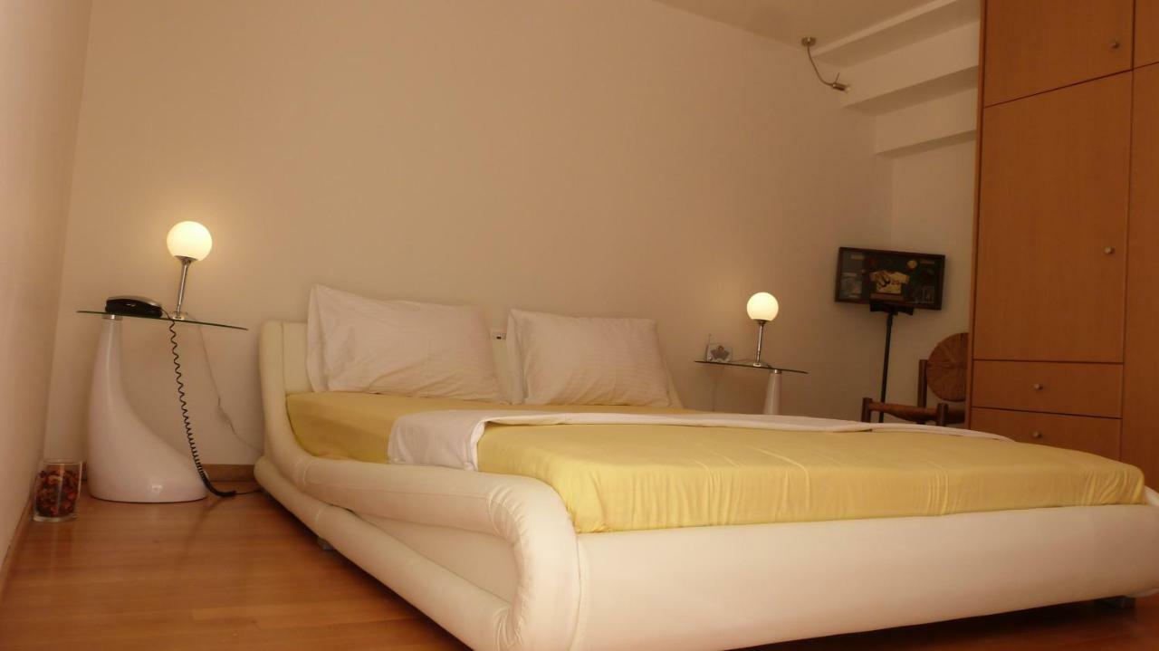 Fay'S Apartment Rethymno Esterno foto